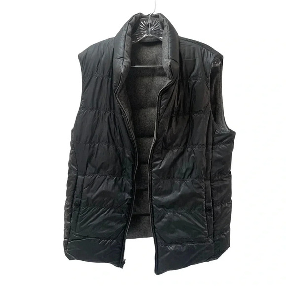 Hugo Boss Darnom  Virgin Wool Blend Reversible Vest with Down Blend Filling - Picture 5 of 16